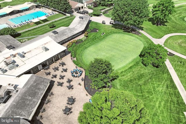 1156 DETWILER DR, York, PA 17404