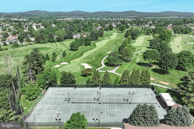 1156 DETWILER DR, York, PA 17404