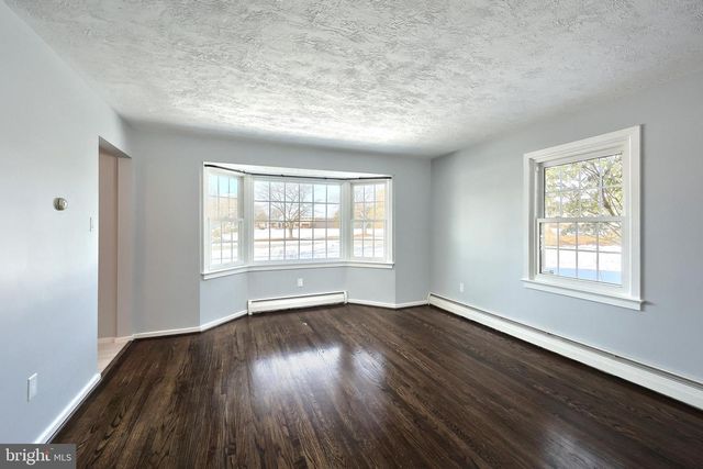 1156 DETWILER DR, York, PA 17404