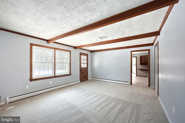 1156 DETWILER DR, York, PA 17404