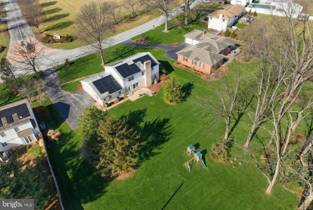 Image 40 of property listing at 1156 DETWILER DR, York, PA 17404