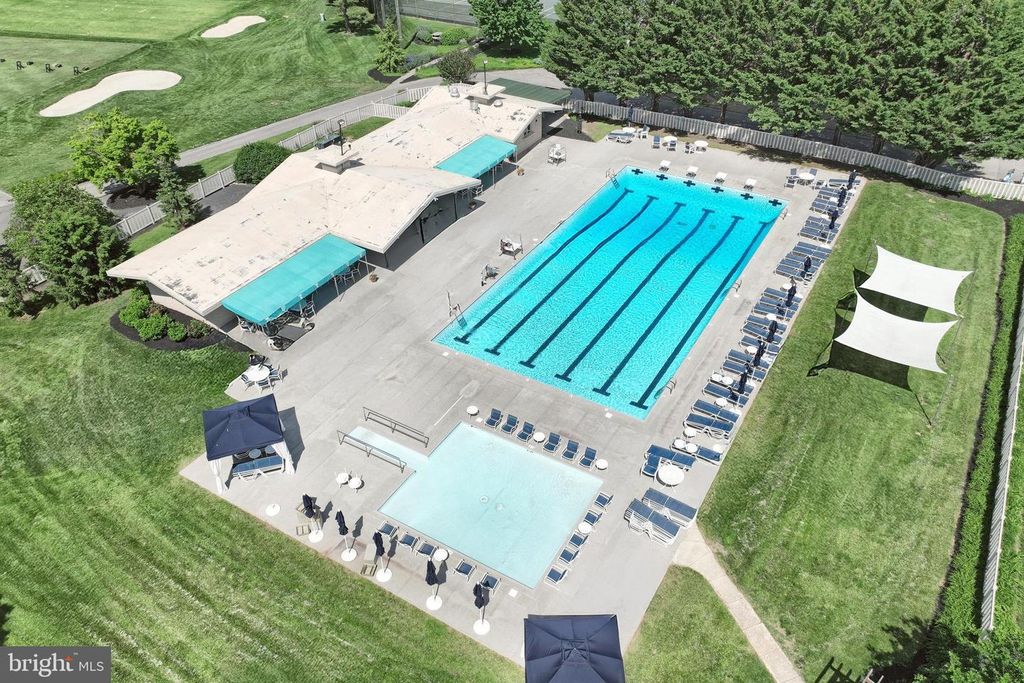 Image 58 of property listing at 1156 DETWILER DR, York, PA 17404