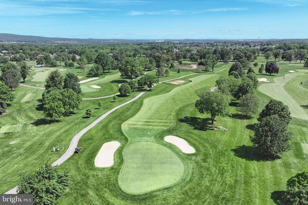 Image 59 of property listing at 1156 DETWILER DR, York, PA 17404