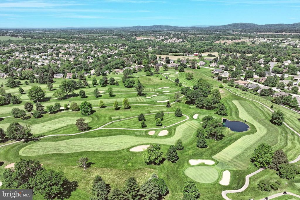 Image 60 of property listing at 1156 DETWILER DR, York, PA 17404