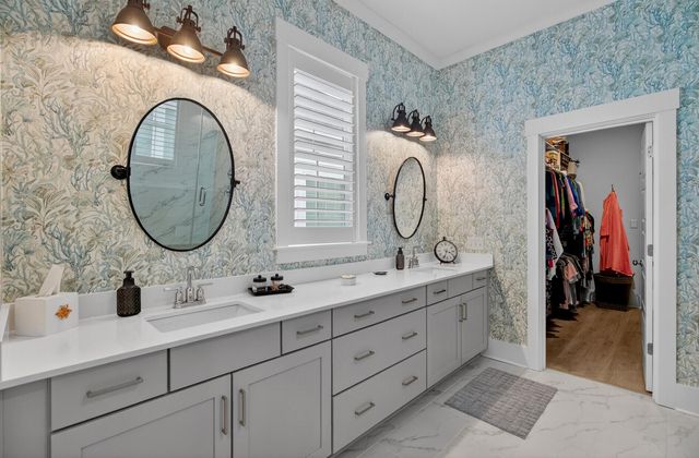 679 Blueway Avenue, Summerville, SC 29486