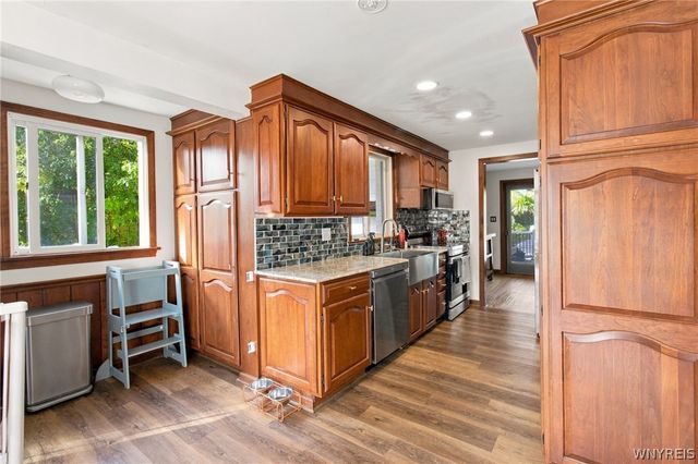 148 Hopkins Road, Amherst, NY 14221