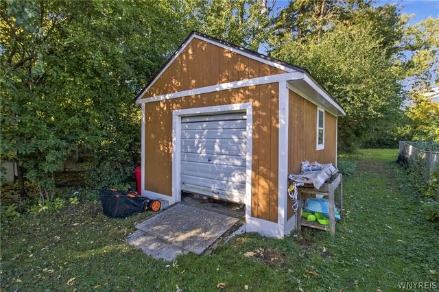 148 Hopkins Road, Amherst, NY 14221