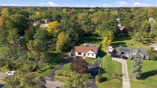148 Hopkins Road, Amherst, NY 14221