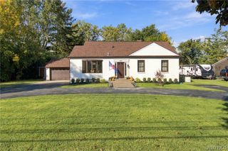 148 Hopkins Road, Amherst, NY 14221