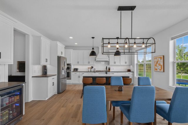 6432 Red Cedar Drive, Chaska, MN 55318