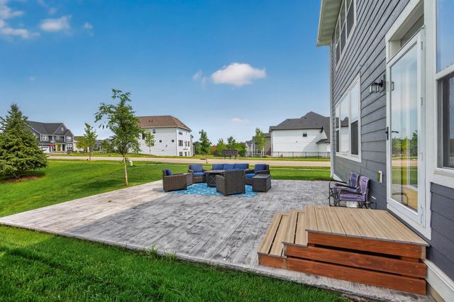 6432 Red Cedar Drive, Chaska, MN 55318