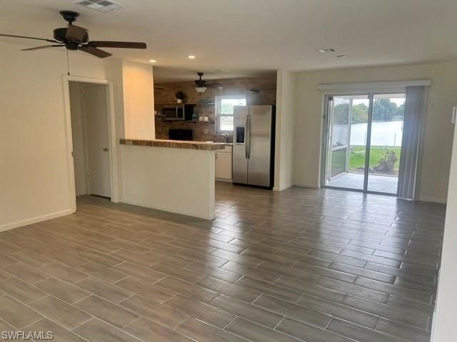 16 Greenwood AVE, Lehigh Acres, FL 33936