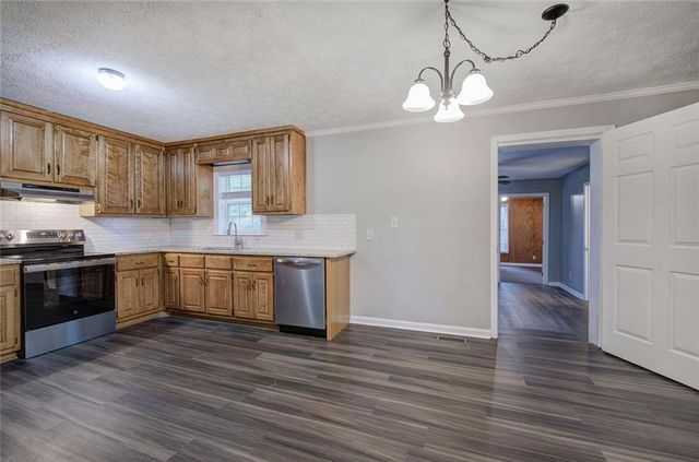 23 Thrasher SW Road, Cartersville, GA 30120