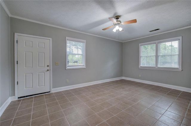 23 Thrasher SW Road, Cartersville, GA 30120