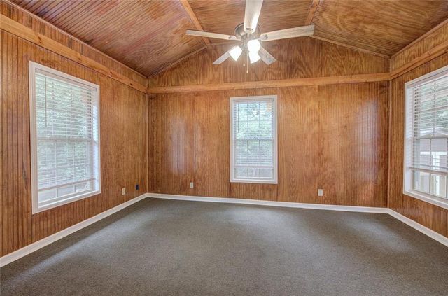 23 Thrasher SW Road, Cartersville, GA 30120
