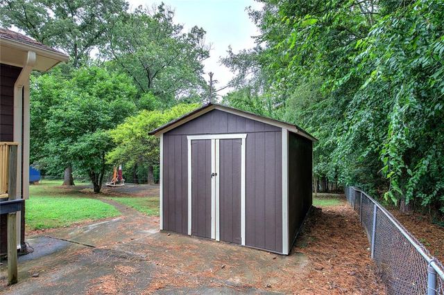 23 Thrasher SW Road, Cartersville, GA 30120