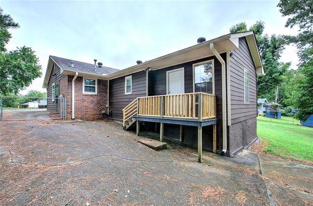 23 Thrasher SW Road, Cartersville, GA 30120