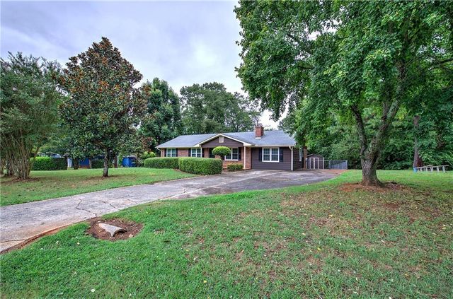 23 Thrasher SW Road, Cartersville, GA 30120