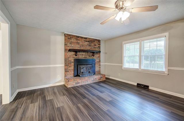 23 Thrasher SW Road, Cartersville, GA 30120