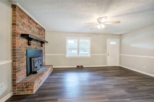 23 Thrasher SW Road, Cartersville, GA 30120