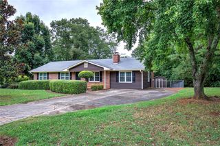 23 Thrasher SW Road, Cartersville, GA 30120