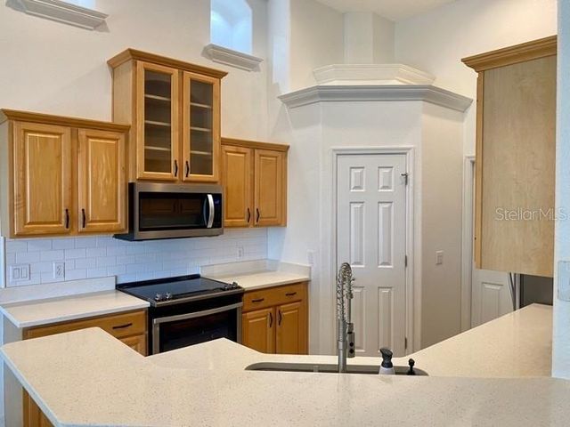 5224 HAMMOCK POINTE COURT, St Cloud, FL 34771