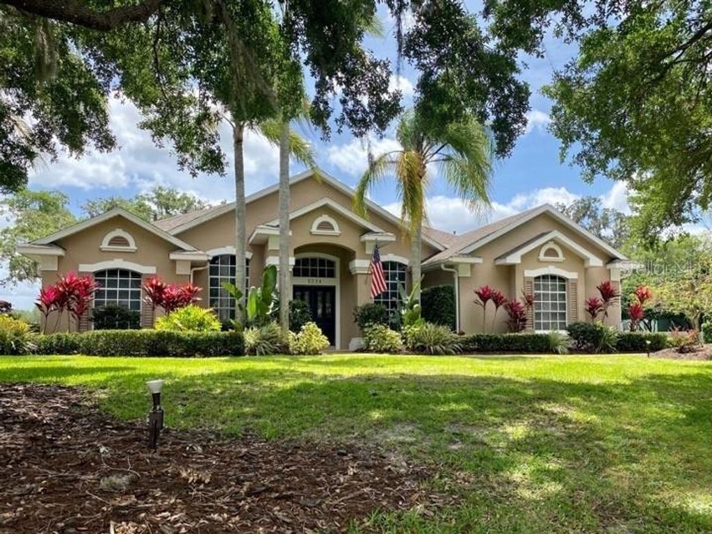 5224 HAMMOCK POINTE COURT, St Cloud, FL 34771