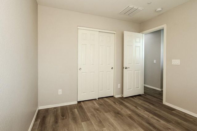 8889 W Cameron Drive, Peoria, AZ 85345