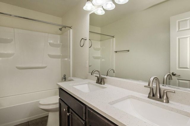 8889 W Cameron Drive, Peoria, AZ 85345