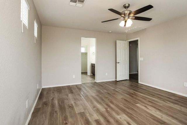 8889 W Cameron Drive, Peoria, AZ 85345