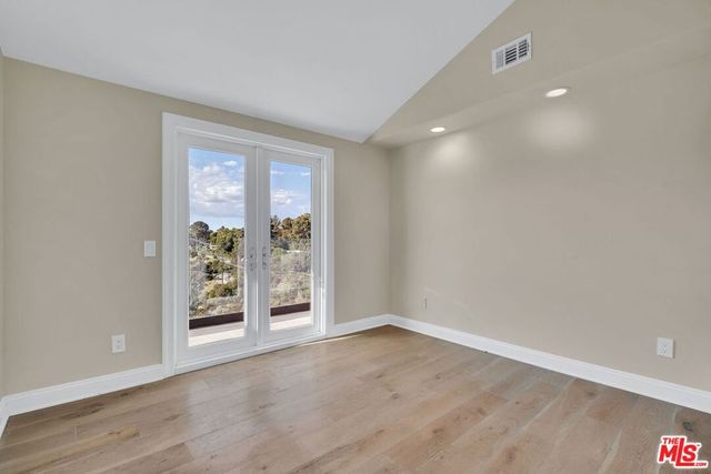8041 Bulwer Drive, Los Angeles, CA 90046