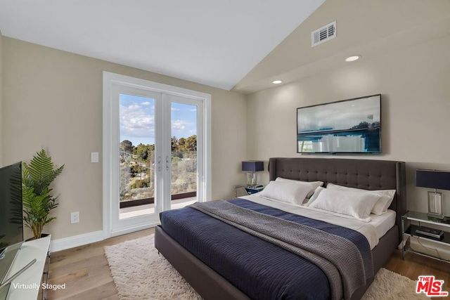 8041 Bulwer Drive, Los Angeles, CA 90046