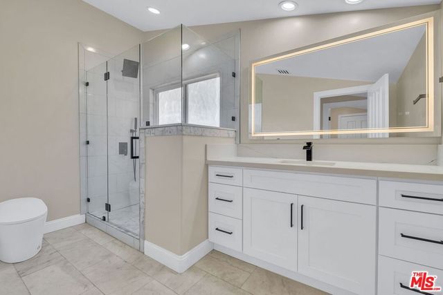 8041 Bulwer Drive, Los Angeles, CA 90046