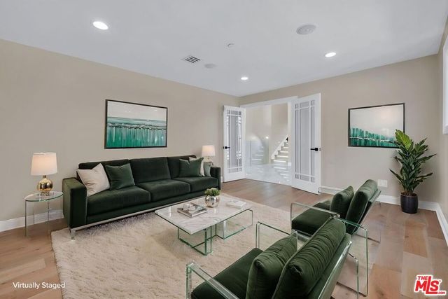 8041 Bulwer Drive, Los Angeles, CA 90046