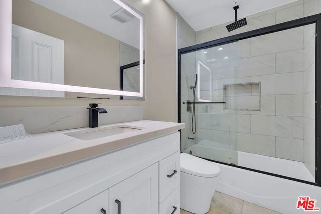 8041 Bulwer Drive, Los Angeles, CA 90046