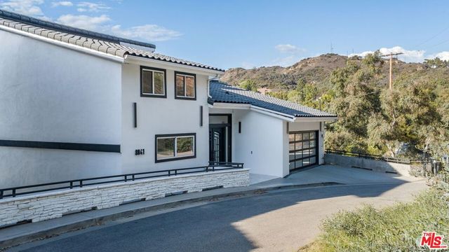 8041 Bulwer Drive, Los Angeles, CA 90046