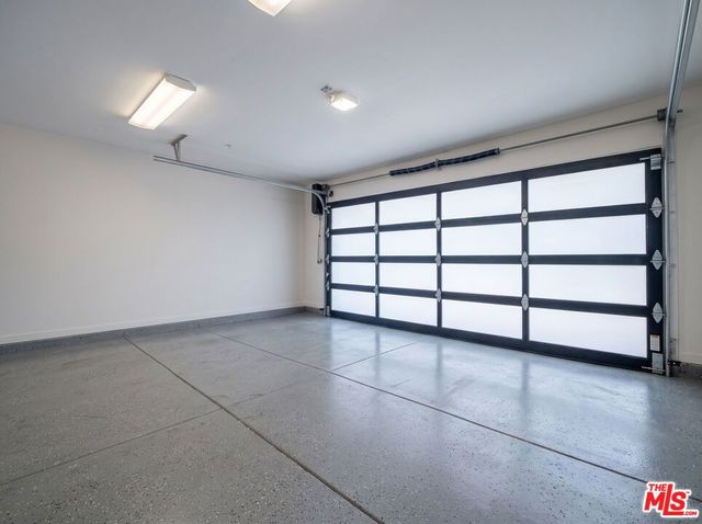 8041 Bulwer Drive, Los Angeles, CA 90046