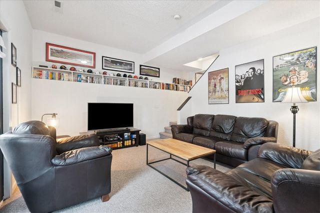 1410 Kodiak Court, Coralville, IA 52241