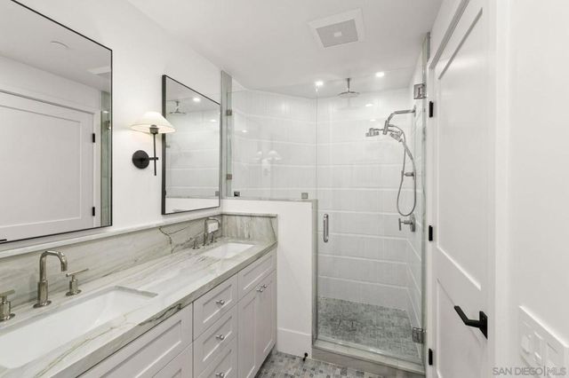 747 Orange Ave 202, Coronado, CA 92118