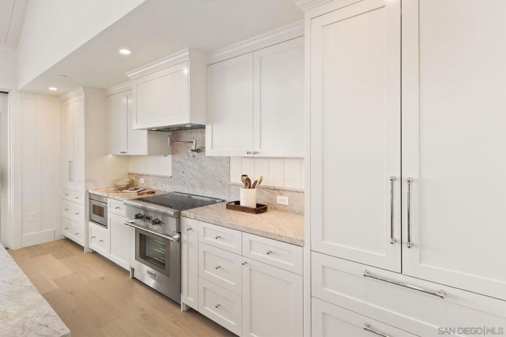 747 Orange Ave 202, Coronado, CA 92118 — photo 4