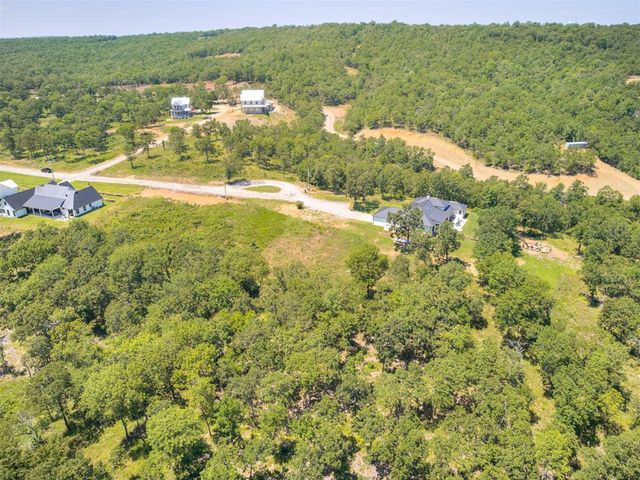 37 Pebble Ridge Road, Eufaula, OK 74432