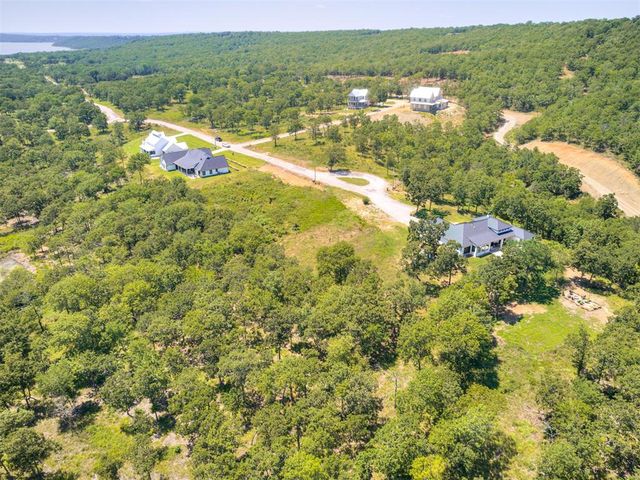 37 Pebble Ridge Road, Eufaula, OK 74432