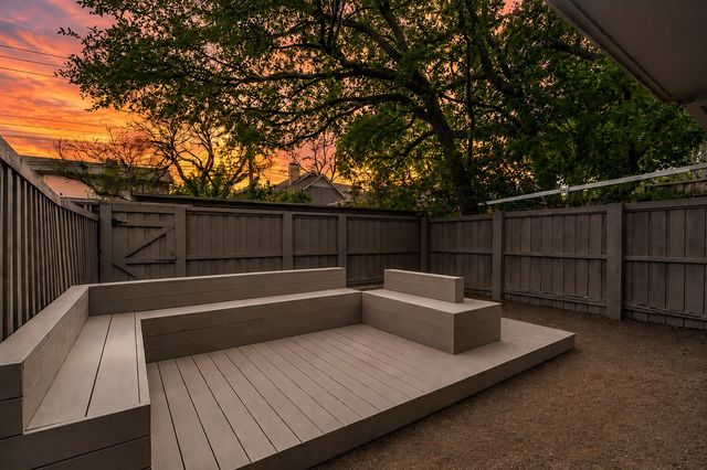 7512 Woodthrush Drive 20, Dallas, TX 75230