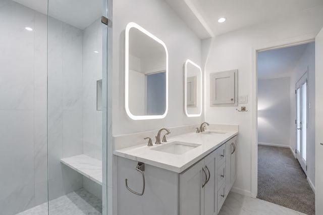 7512 Woodthrush Drive 20, Dallas, TX 75230