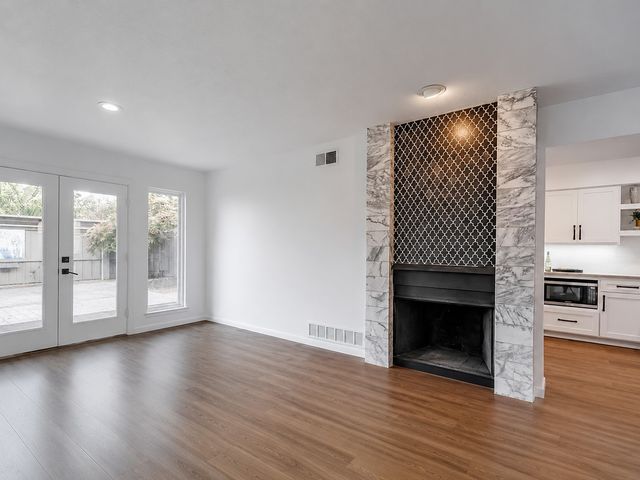 7512 Woodthrush Drive 20, Dallas, TX 75230