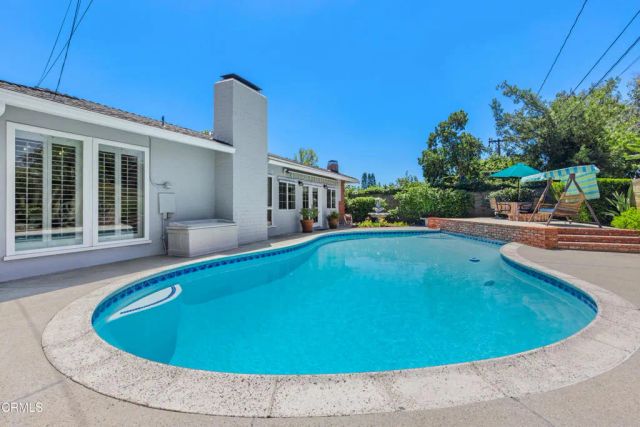 1305 Valley View Avenue, Pasadena, CA 91107