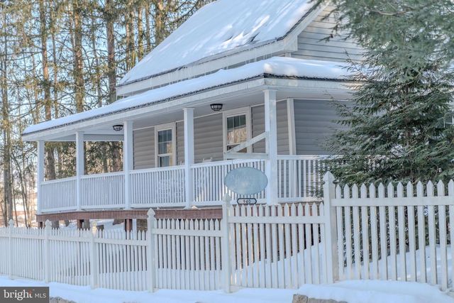 940 DEIBLER GAP RD, Dalmatia, PA 17017