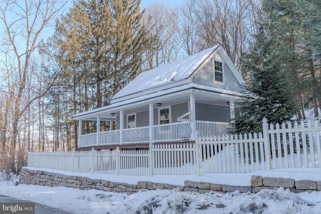 940 DEIBLER GAP RD, Dalmatia, PA 17017