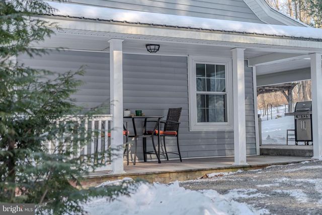 940 DEIBLER GAP RD, Dalmatia, PA 17017