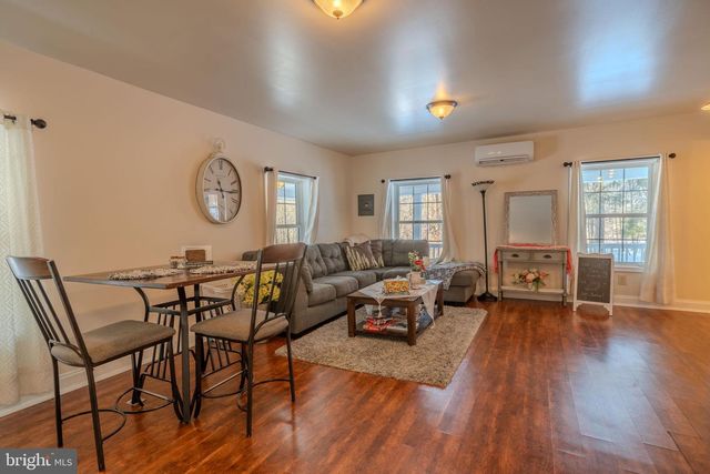 940 DEIBLER GAP RD, Dalmatia, PA 17017